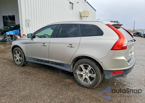 2012 Volvo Xc60 T6 z USA, uszkodzony, nr VIN YV4902DZ8C2290165
